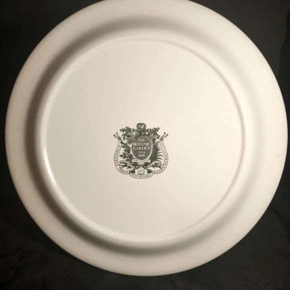 Portmeirion Botanic Garden Dinner Plate Helleborus or Christmas Rose - Picture 6 of 7